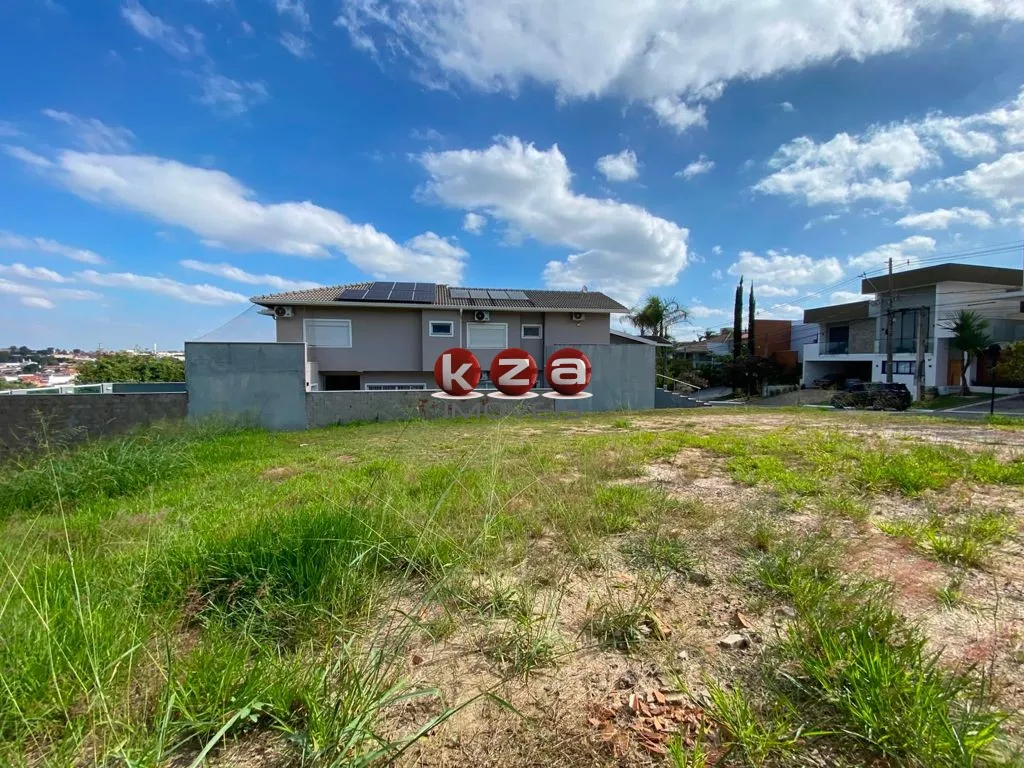 Imagem Terreno à Venda em Valinhos-SP Condomínio Bosque dos Cambarás 330m² de Área