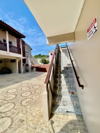 Imagem Oportunidade Única: Pousada Histórica à venda em Garopaba-SC, a 1 Quadra da Praia Central!