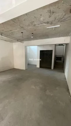 Imagem Loja Comercial com 2 salas e 1 banheiro na Cerqueira César, São Paulo-SP: 210m² de Área!
