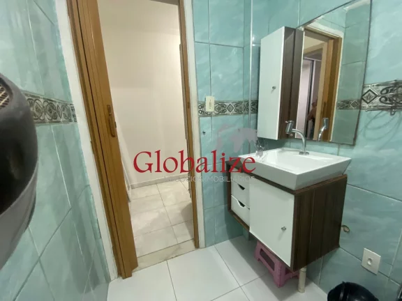 Imagem Apartamento à Venda com 1 Dormitório e garagem demarcada no Marapé em Santos-SP por R$ 345.000,00