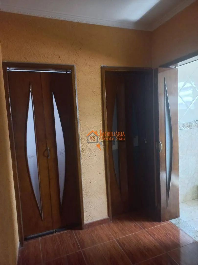 Imagem Sobrado com 9 dormitórios à venda, 317 m² por R$ 640.000,00 - Parque Mikail - Guarulhos/SP