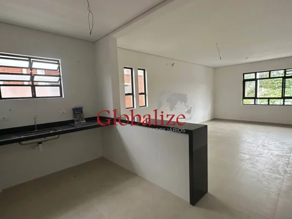 Imagem Casa Sobreposta alta à venda com 80m², 2 suítes, churrasqueira, 1 vaga por R$695.000,00 na Vila Belmiro em Santos