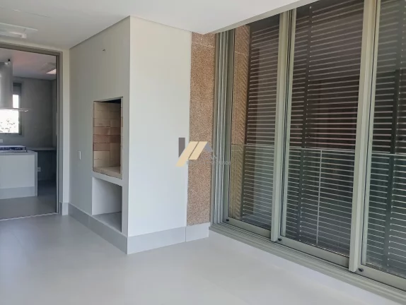 Imagem Apartamento à venda no Cambuí: 3 quartos, 3 suítes, 5 banheiros, 5 vagas de garagem, 257m² - Campinas-SP.