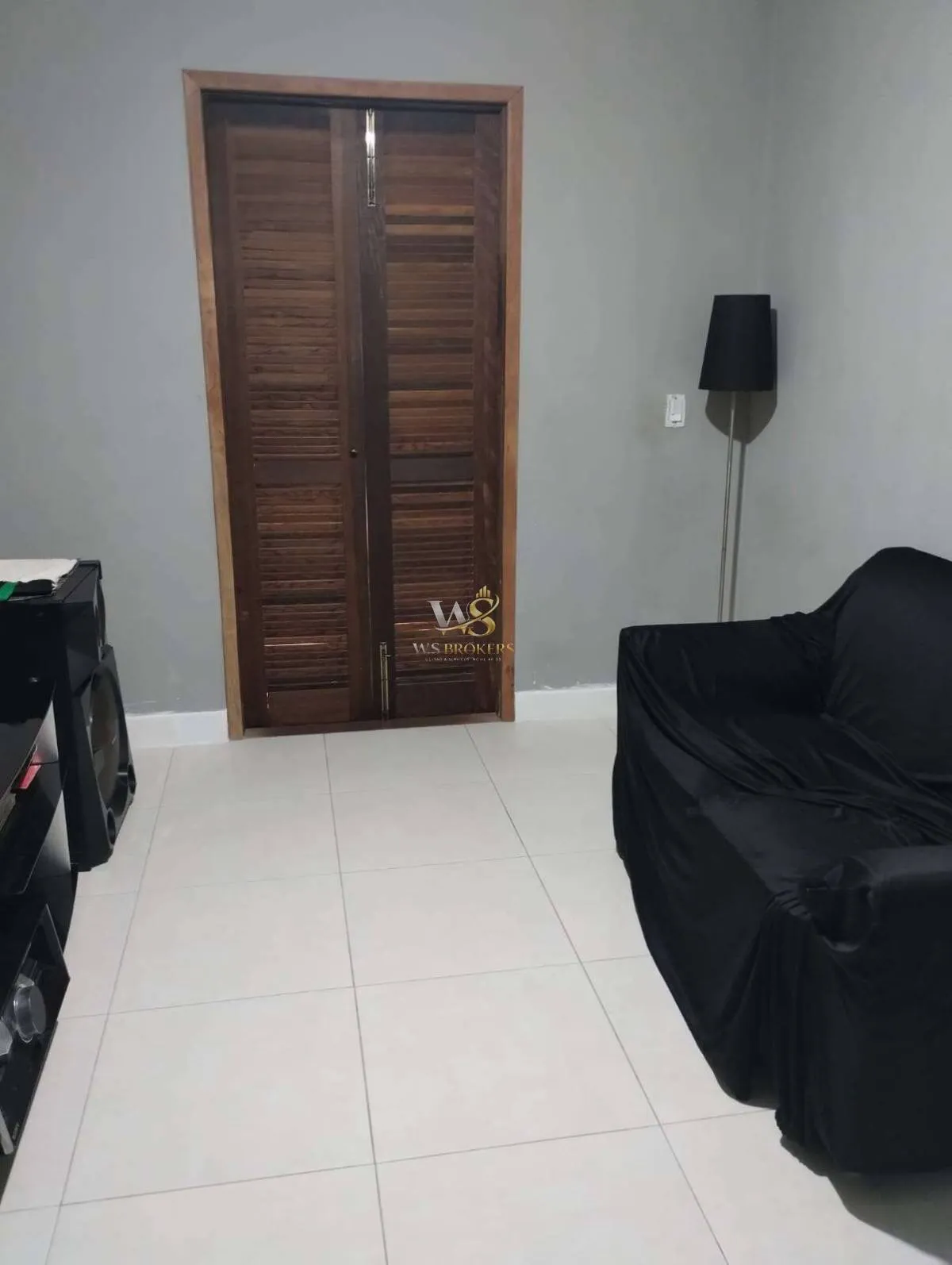Imagem CASA NÃO GEMINADA + 3 QUARTOS + CLOSET + 2 VAGAS | WEST GARDEN - CAMPO GRANDE