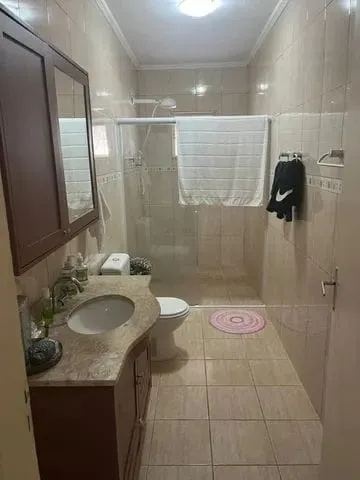 Imagem Casa à venda 2 Quartos, 1 Suite, 5 Vagas, 250M², Residencial Estoril, Taubaté - SP