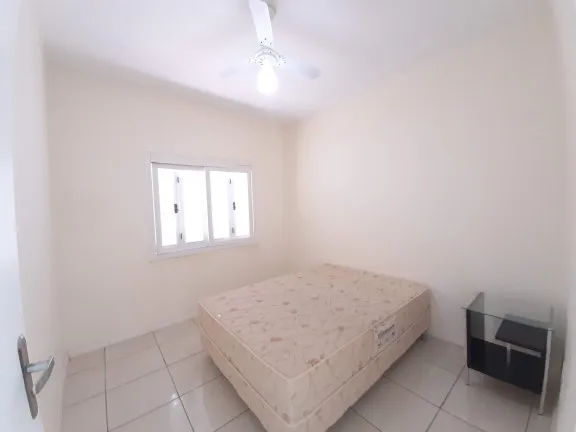 Imagem Casa com 5 Quartos à Venda ou Temporada, 200 m² em Posto 4 (Capão Novo) - Capão da Canoa