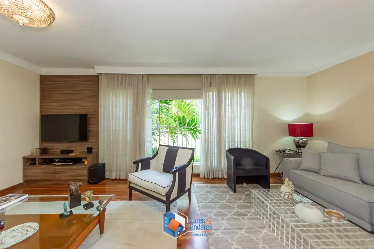 Imagem Casa para venda em Vila Mariana com 2 quartos, sendo 1 suíte, 206m²