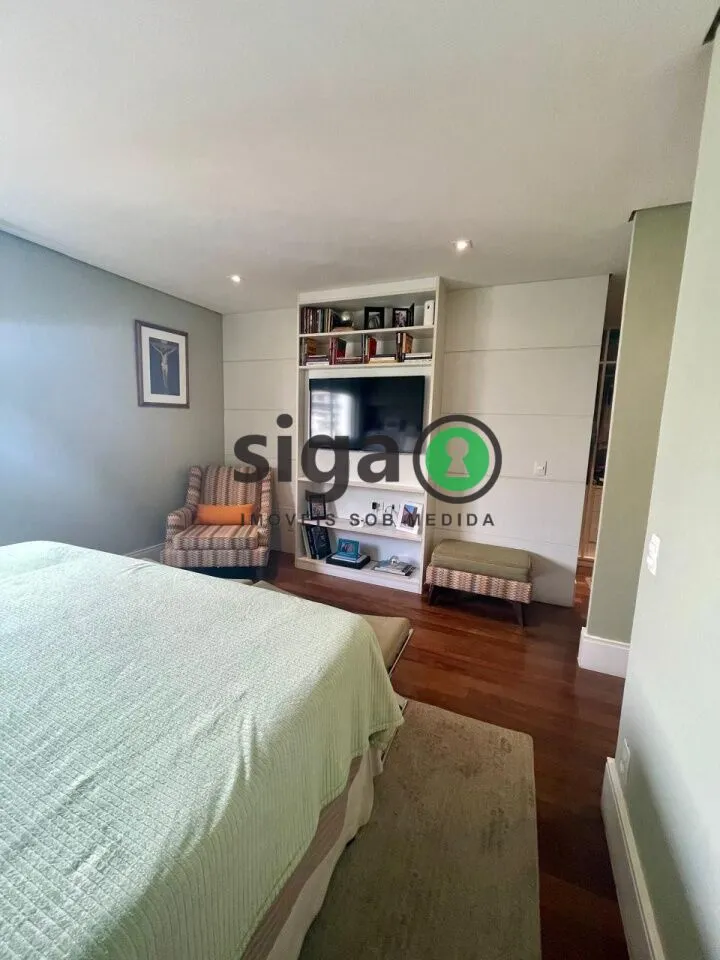 Imagem 370m² de Sofisticação com 4 Suítes, 5 Vagas e Vista Privilegiada no Campo Belo.