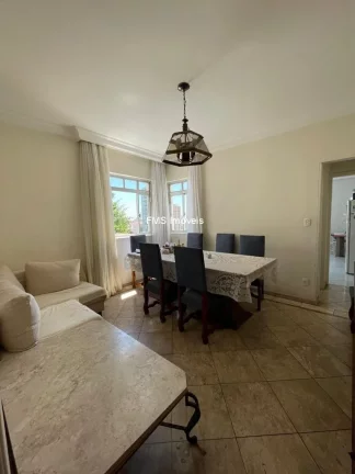 Imagem Imóvel de Luxo na Vila Mariana: Casa com 5 Quartos, 2 Suítes e 220m² em São Paulo-SP