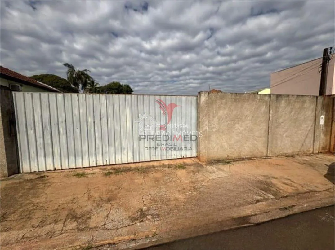 Imagem Lote/Terreno de 1300m² no bairro Centro, em Lençóis Paulista