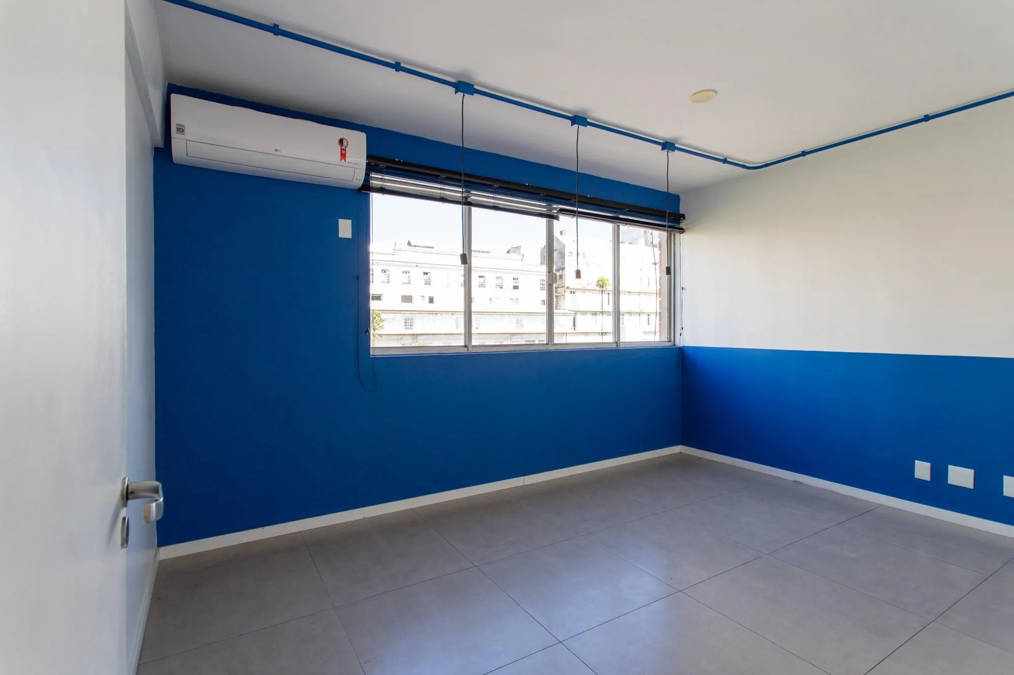 Imagem Andar inteiro com 214 m²
