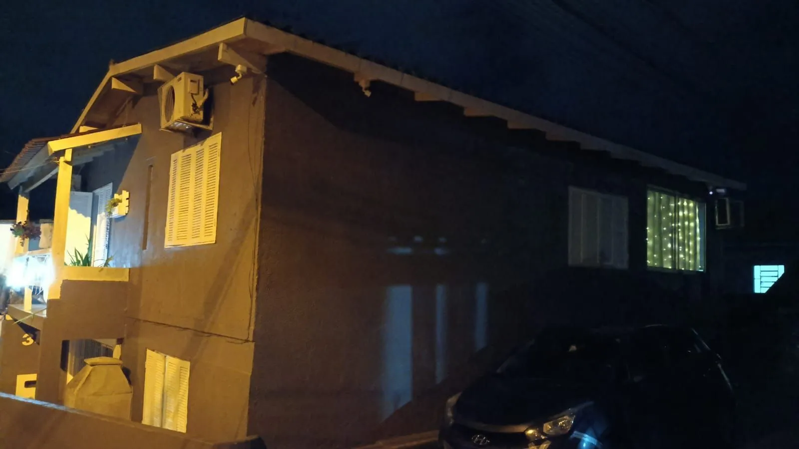 Imagem Casa a venda no Bairro Aberta dos Morros - 4 dormitórios