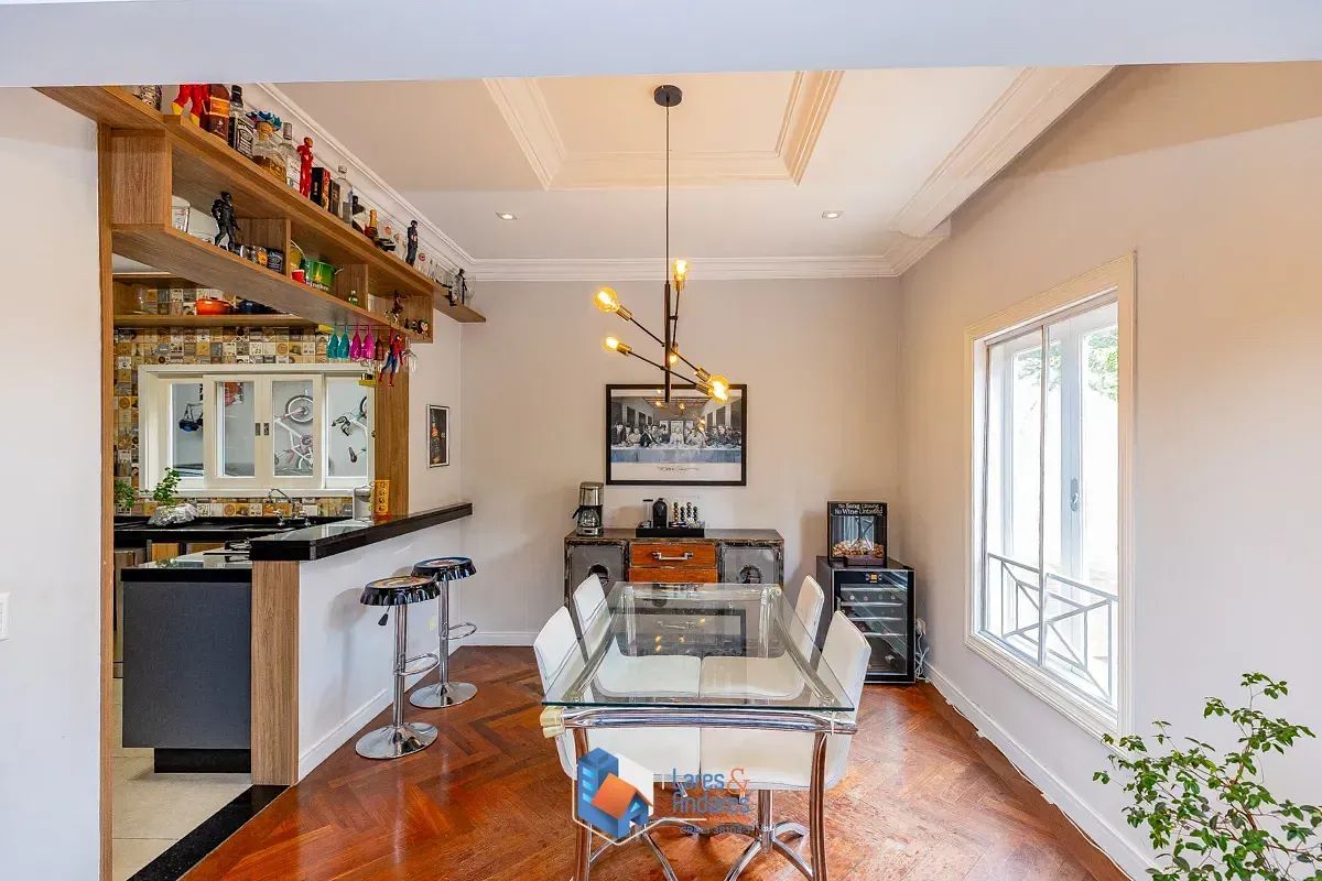 Imagem Casa no condomínio CONDOMINIO SAINT GERMAIN para venda com 4 quartos, sendo 4 suítes, 247m²