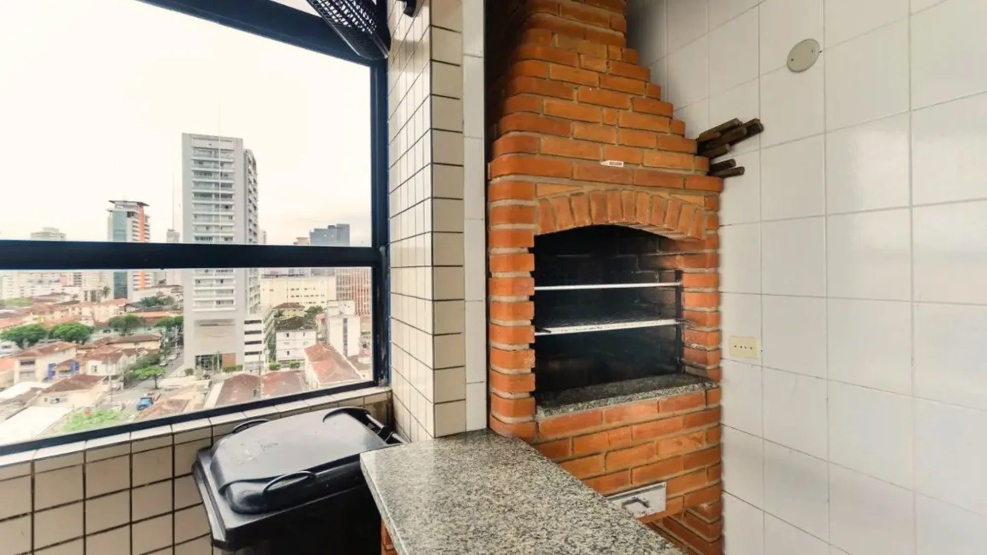 Imagem Kitnet com 1 Quarto à Venda, 36 m² em Encruzilhada - Santos