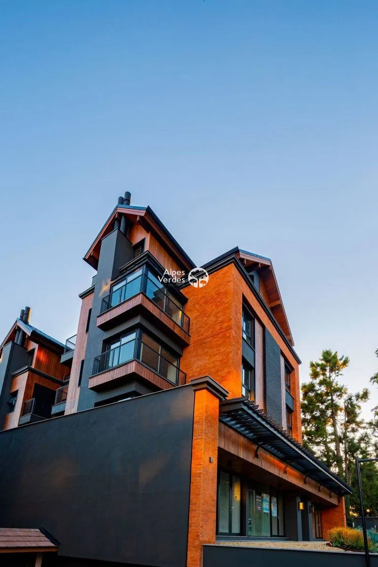 Imagem Vende-se Apartamento no Centro de Gramado, com 2 quartos