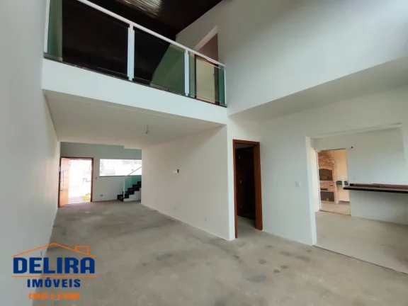 Imagem Casa com uma ótima localização em associação com garagem para 6 carros