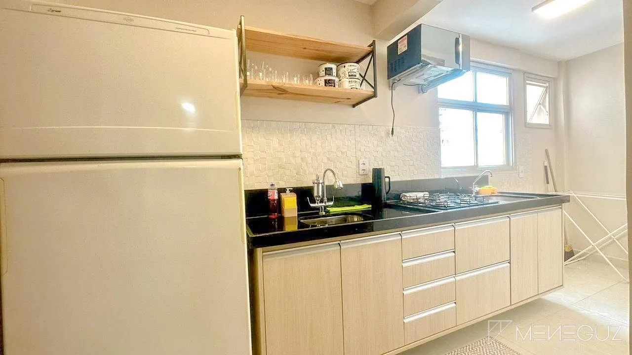 Imagem Apartamento 2 quartos, finamente mobiliado a uma quadra do mar