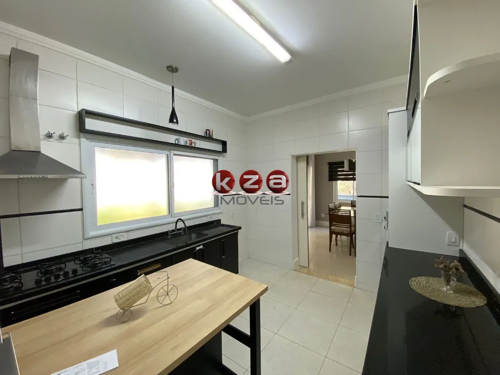 Imagem Imperdível Casa de Luxo a venda no Condomínio Villagio Capriccio em Louveira- 3 Suítes, 3 Salas, 5 Banheiros, 4 Vagas e piscina - 277m².
