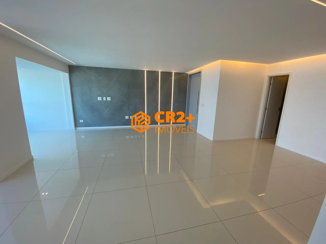 Imagem Apartamento Alto Padrão -Boa Viagem- 124m2 - 03 Suites- 03 Quartos - 04 Garagens