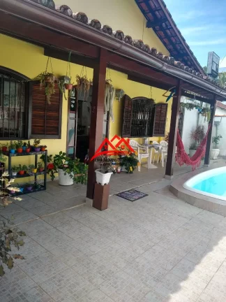 Imagem OPORTUNIDADE ÚNICA! no melhor local do Itagua. Casa venda Ubatuba, projetada para Hostels, Pousada e locação de apartamentos.