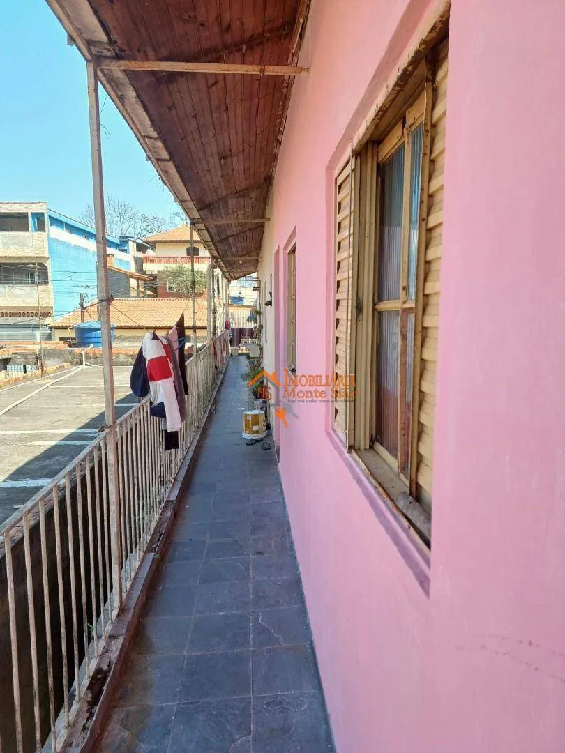 Imagem Casa com 6 dormitórios à venda, 150 m² por R$ 285.000,00 - Cidade Soberana - Guarulhos/SP