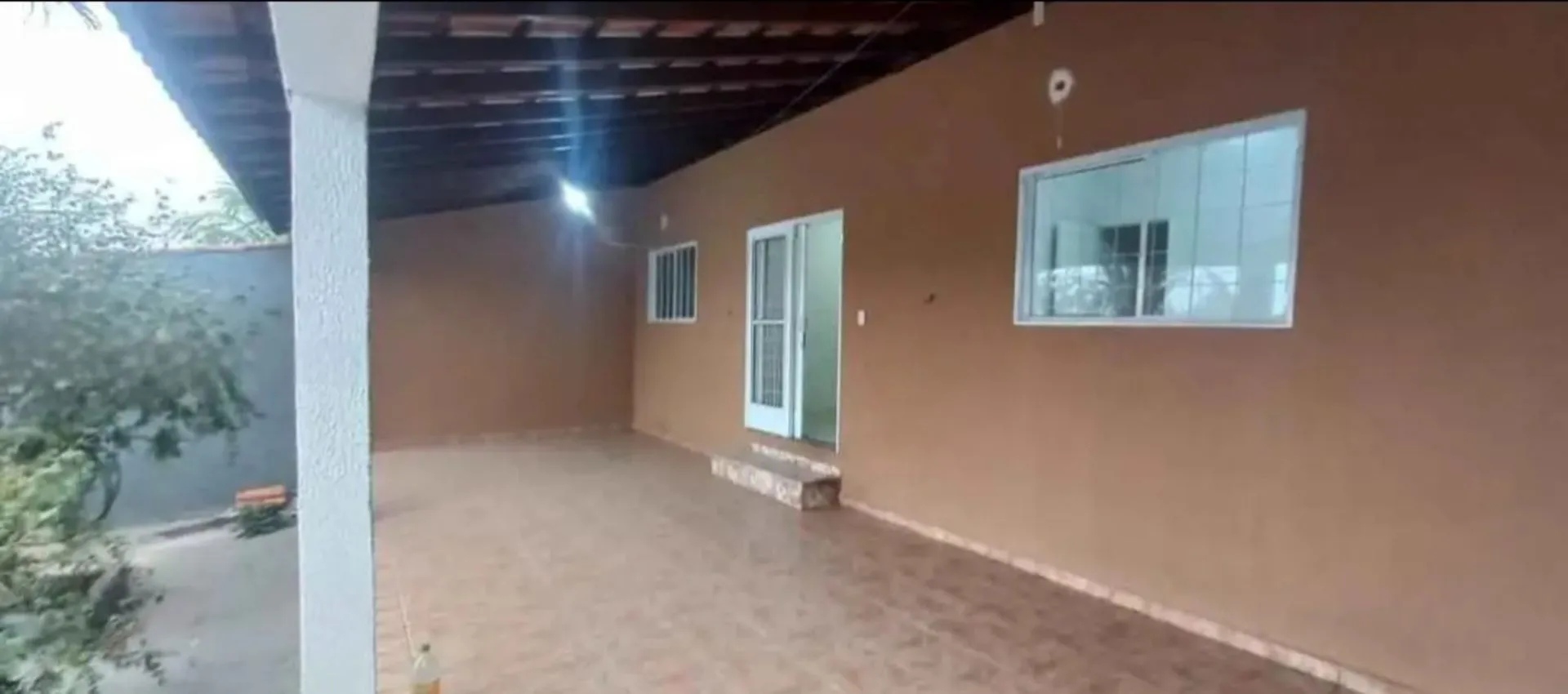 Imagem Casa com 2 quartos, 1 suite Bairro Tijucal Setor 2