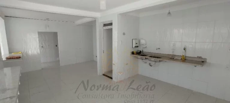 Imagem Casa térrea com piscina na Coroa do Meio, Aracaju/SE. Ideal para Escritórios, Clínicas e afins.