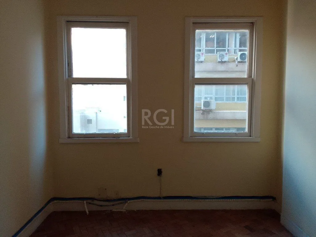 Imagem Conjunto/Sala para Venda - 123.42m², 0 dormitórios, Centro