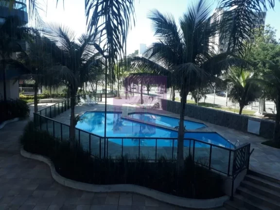 Imagem Enseada, vista parcial do mar. 300 mts da praia!