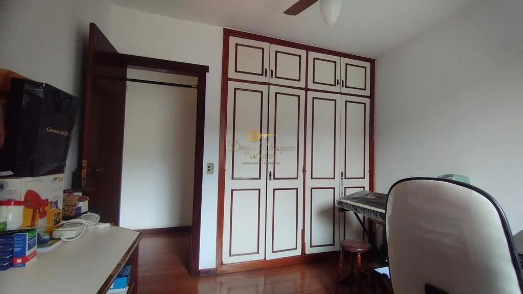 Imagem Casa para Venda em Teresópolis / RJ no bairro Golfe