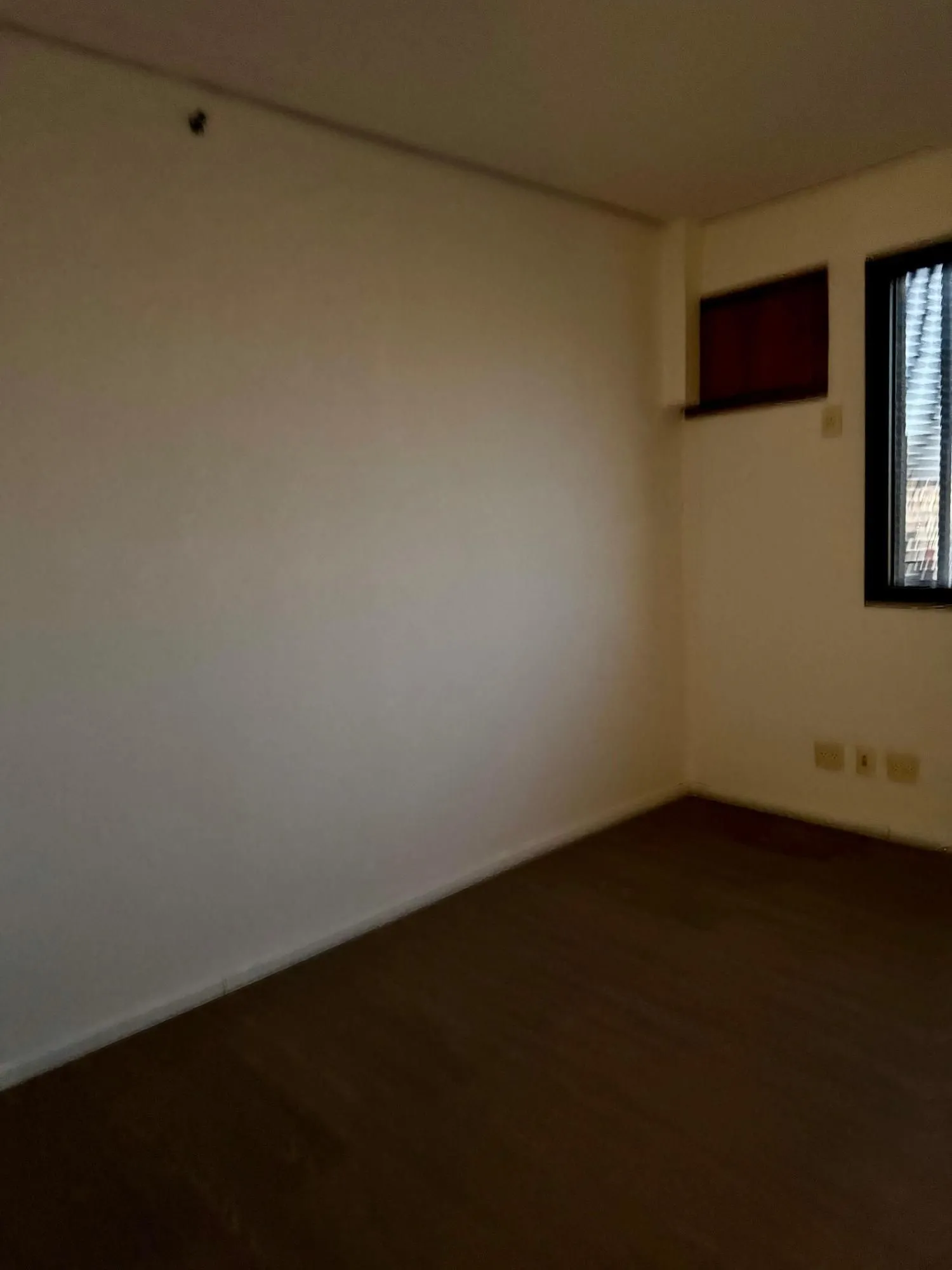 Imagem Sala Comercial para Locação - Av. Borges de Medeiros, 2105