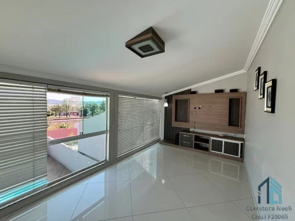 Imagem Casa moderna, 04 quartos c/suítes, piscina, área de laser em São Miguel do Oeste PR