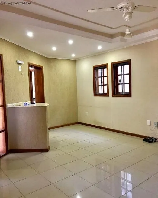 Imagem Casa Terra de 774m² com 2 Quartos e 2 banheiros à Venda no Jardim do Sol - SOROCABA/SP