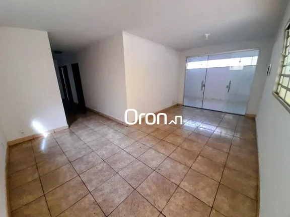 Imagem Casa à venda, 295 m² por R$ 980.000,00 - Setor Goiânia 2 - Goiânia/GO