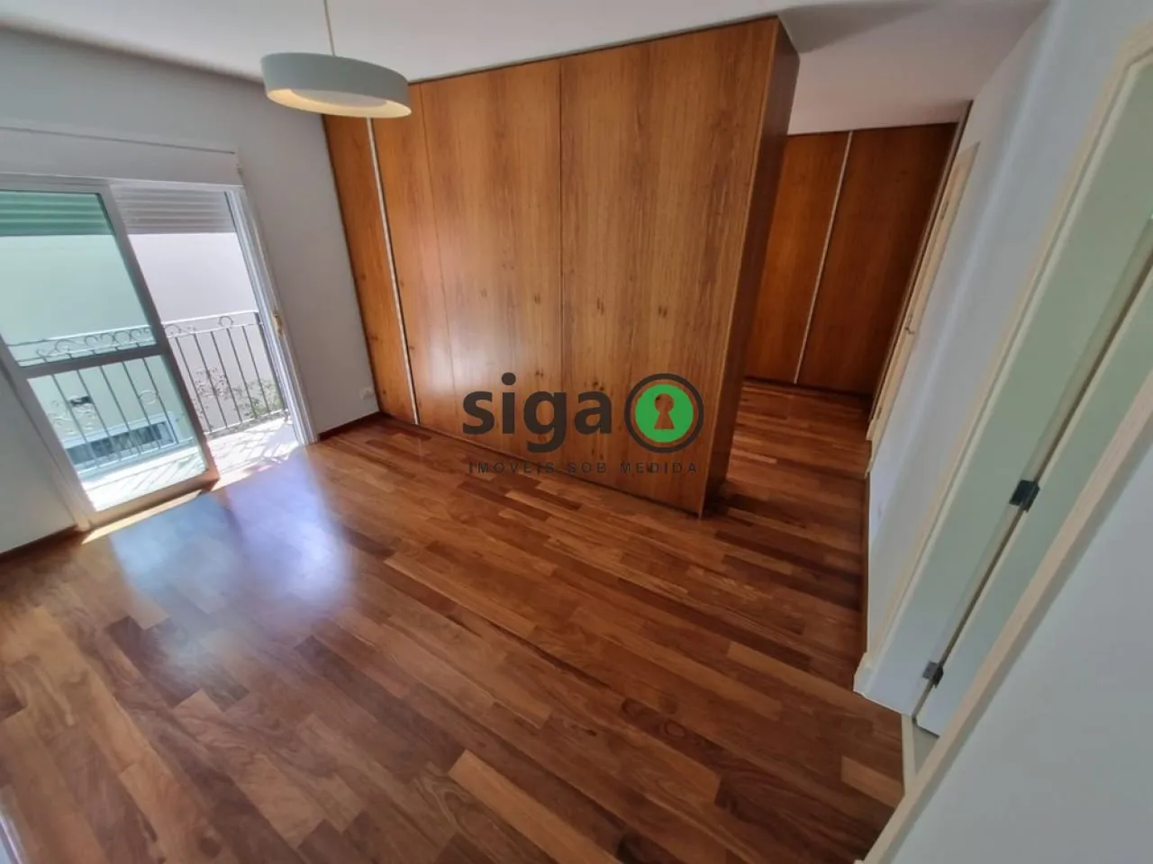 Imagem Casa em condomínio fechado a venda no Brooklin com 4 quartos