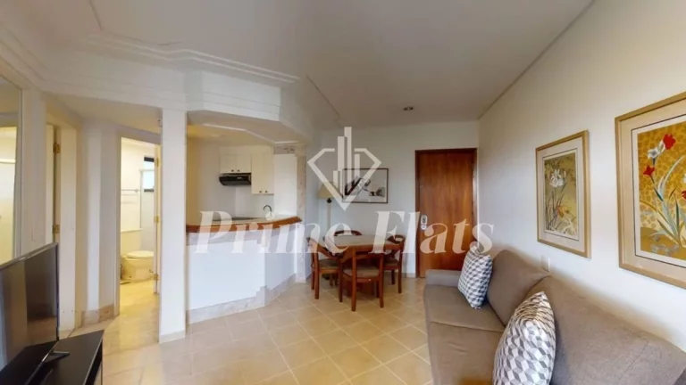 Imagem Flat disponível para venda no Golden Tower Residence no Itaim, com 40m², 1 dormitório e 1 vaga de garagem