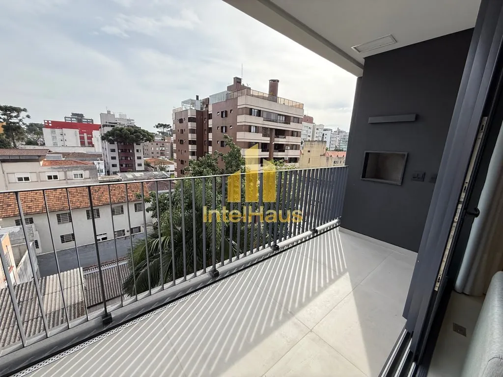 Imagem Apartamento à venda no Batel, em localização privilegiada na Avenida Vicente Machado, próximo a ...