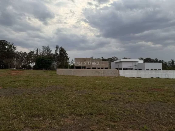 Foto do imóvel Terreno a venda no Santa Bárbara Resort Residence em Rua 240