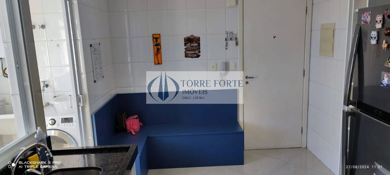 Imagem Apartamento com 4 dormitórios, 1 suíte , 2 vagas de garagem, Vila América