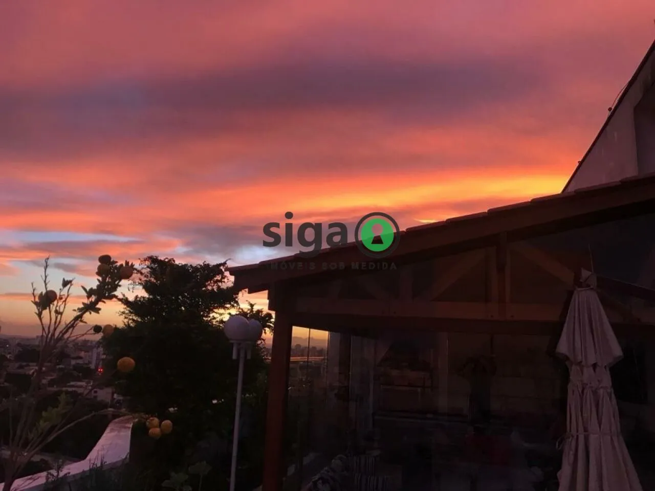 Imagem Coberta Duplex à venda com 355m², 4 quartos e 3 vagas