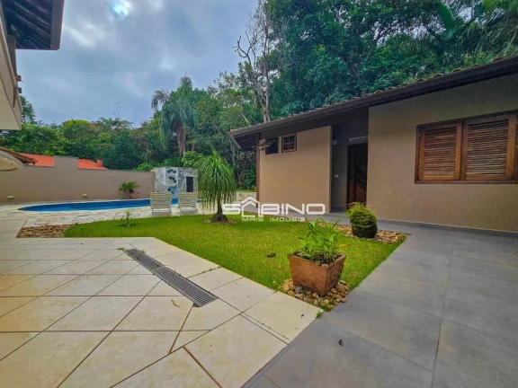 Imagem Belíssima casa à venda, com 5 Dormitórios 3 Suítes 310m2 de área útil - Riviera de São Lourenço - Bertioga S/P