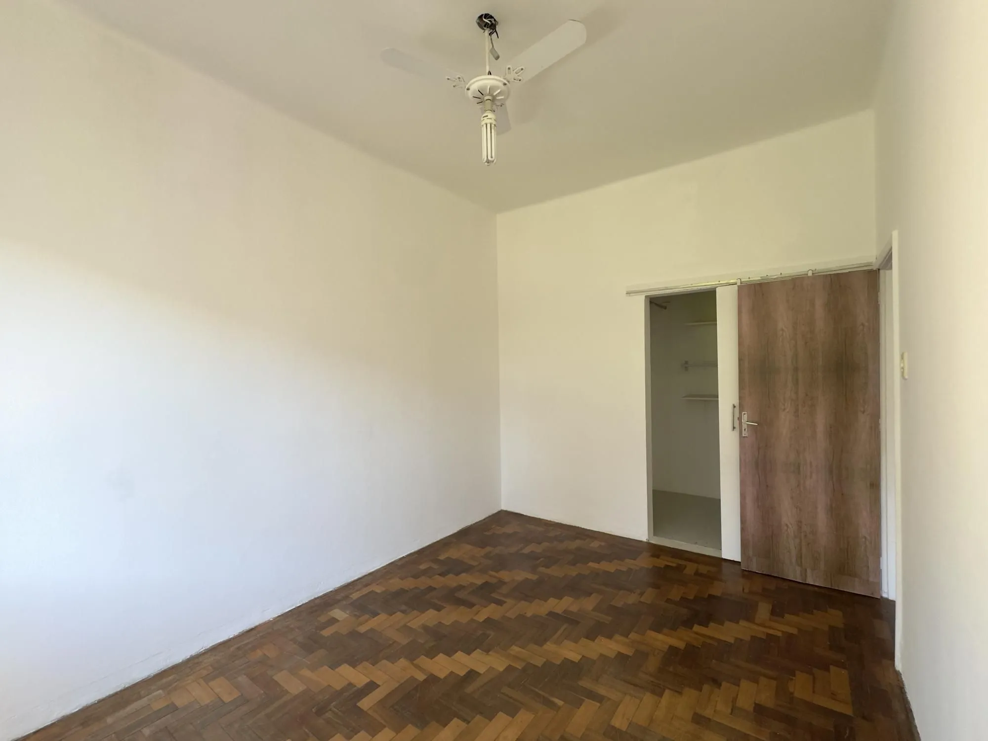 Imagem Apartamento 2 dormitórios super silencioso no Centro Histórico
