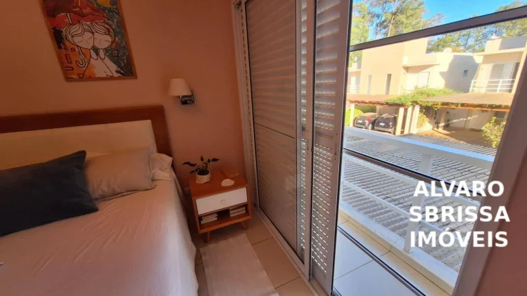 Imagem Vende lindo sobrado semi-mobiliado no Condominio Santa Maria, bairro Pinheirinho em Itu-SP