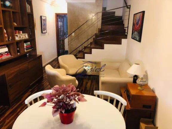 Imagem Casa de Condomínio com três quartos