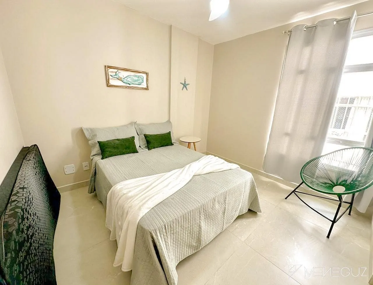 Imagem Apartamento 2 quartos, finamente mobiliado a uma quadra do mar