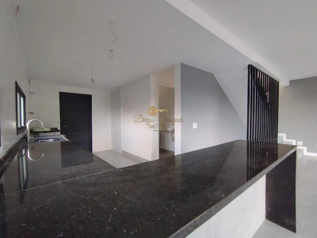 Imagem Casa em Condomínio para Venda em Teresópolis / RJ no bairro Albuquerque