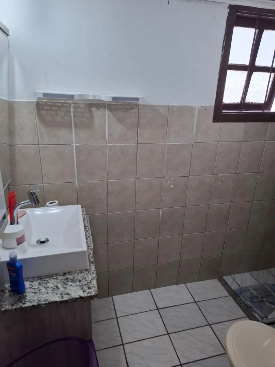 Imagem Casa com Excelente Localização - Próxima à Avenida Edgar Pires de Castro.