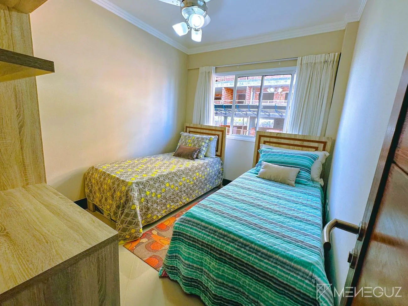 Imagem Refinamento em Cada Detalhe: Apartamento de 2 Quartos, Totalmente Mobiliado para o Seu Conforto!