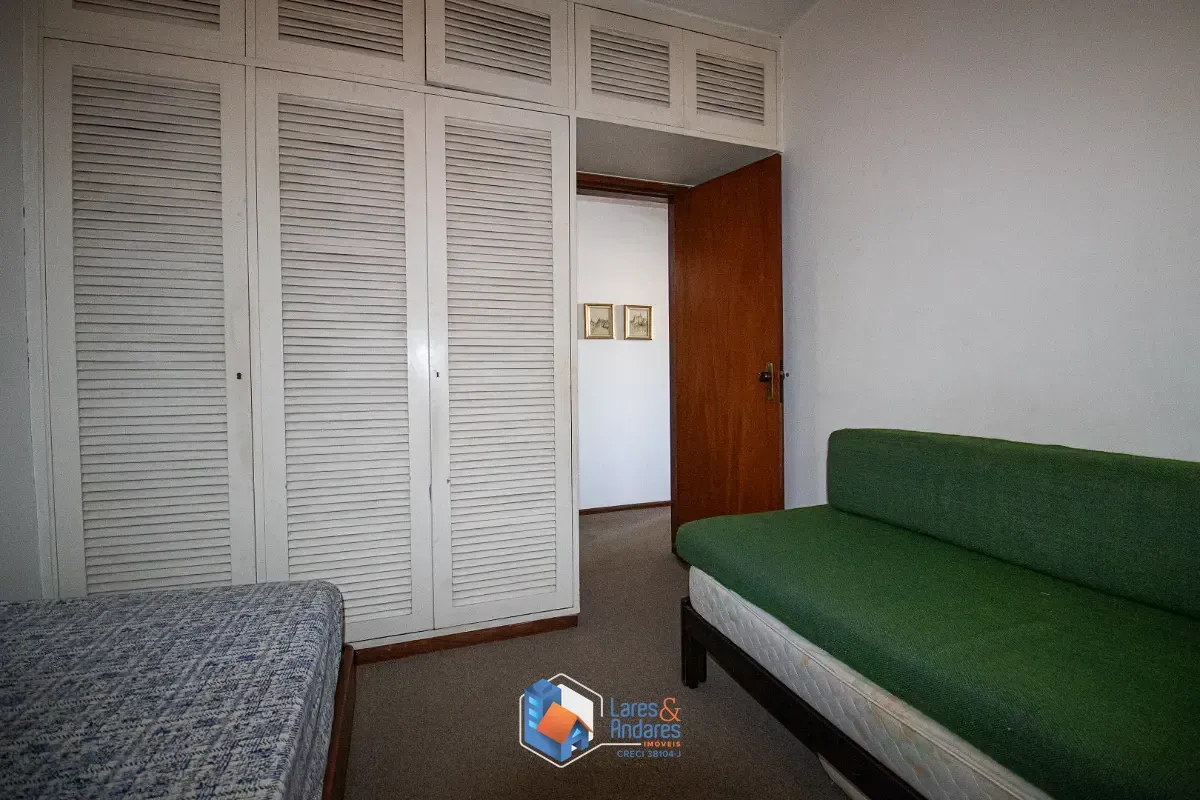 Imagem Sobrado para venda em Moema com 5 quartos, sendo 1 suíte, 209m²