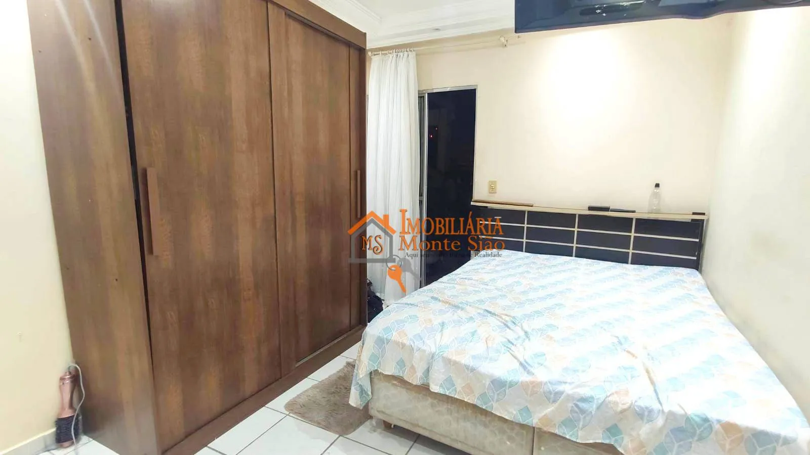Imagem Casa com 4 dormitórios à venda, 200 m² por R$ 749.900,00 - Jardim Adriana - Guarulhos/SP